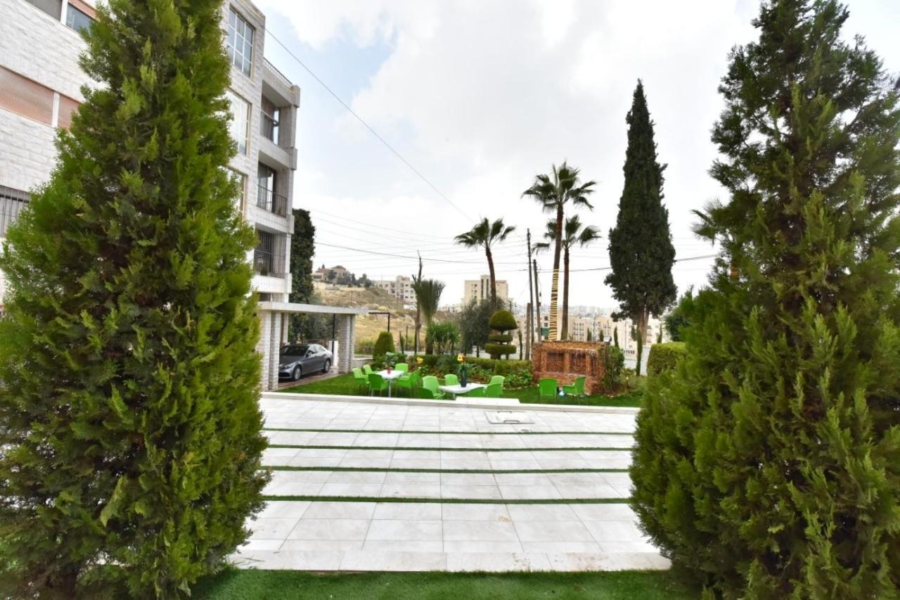 Al Farooq Hotel Apartments Amman Buitenkant foto
