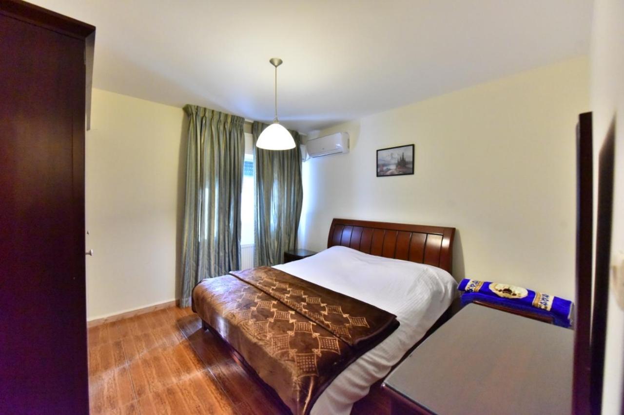 Al Farooq Hotel Apartments Amman Buitenkant foto
