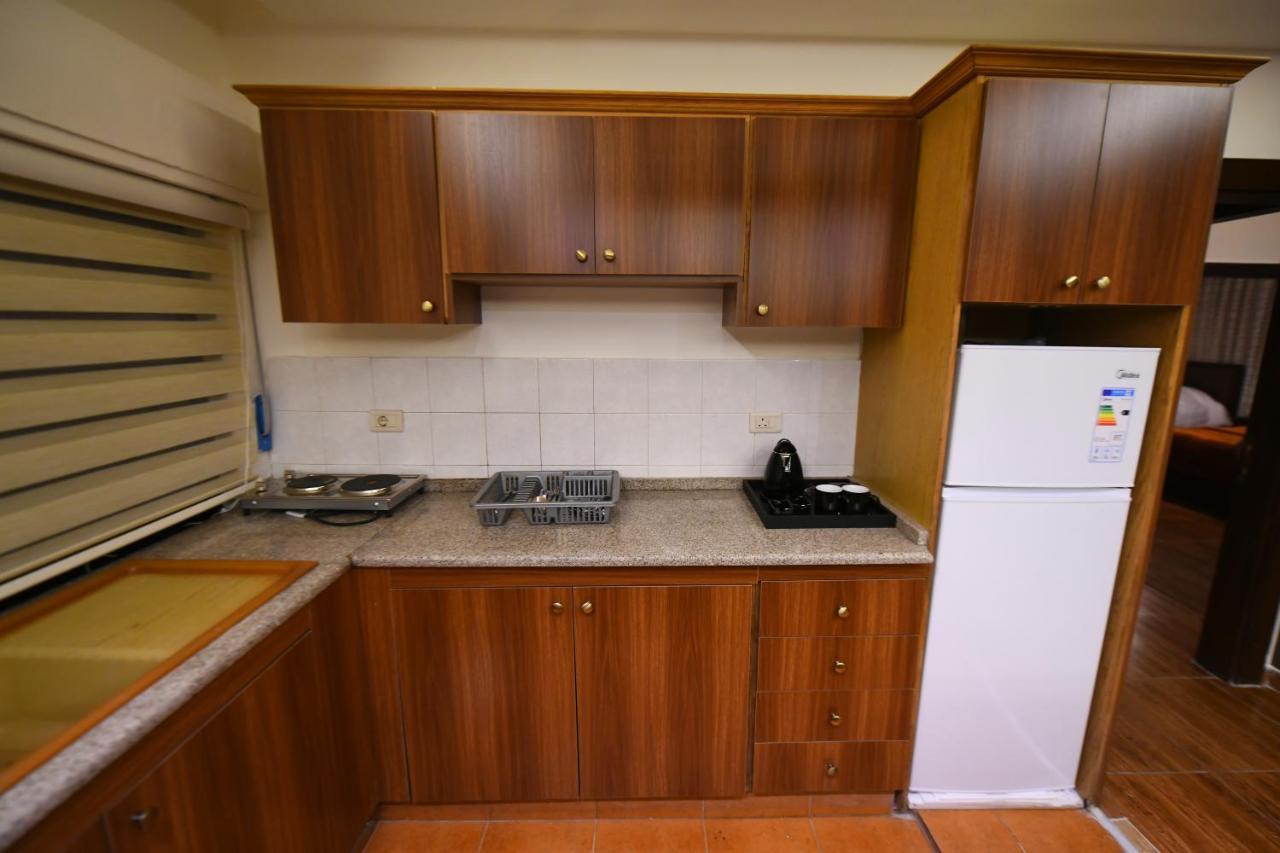 Al Farooq Hotel Apartments Amman Buitenkant foto