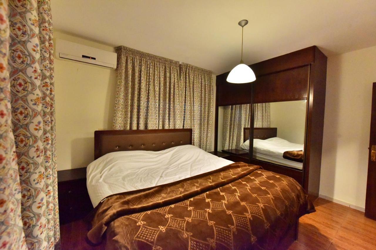 Al Farooq Hotel Apartments Amman Buitenkant foto