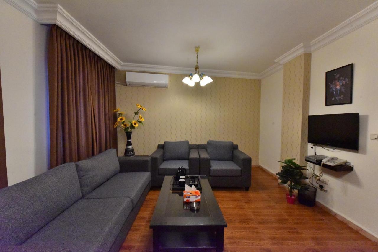 Al Farooq Hotel Apartments Amman Buitenkant foto