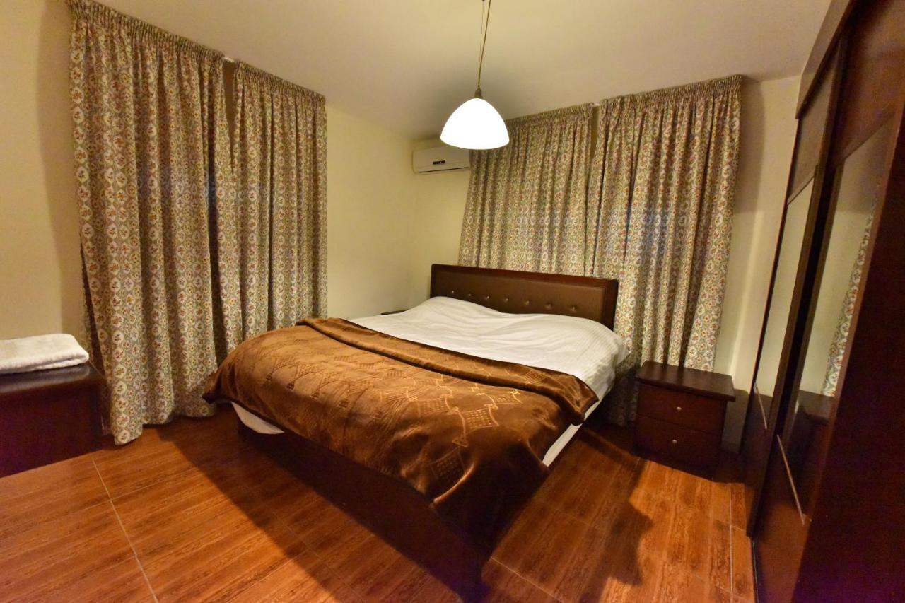 Al Farooq Hotel Apartments Amman Buitenkant foto